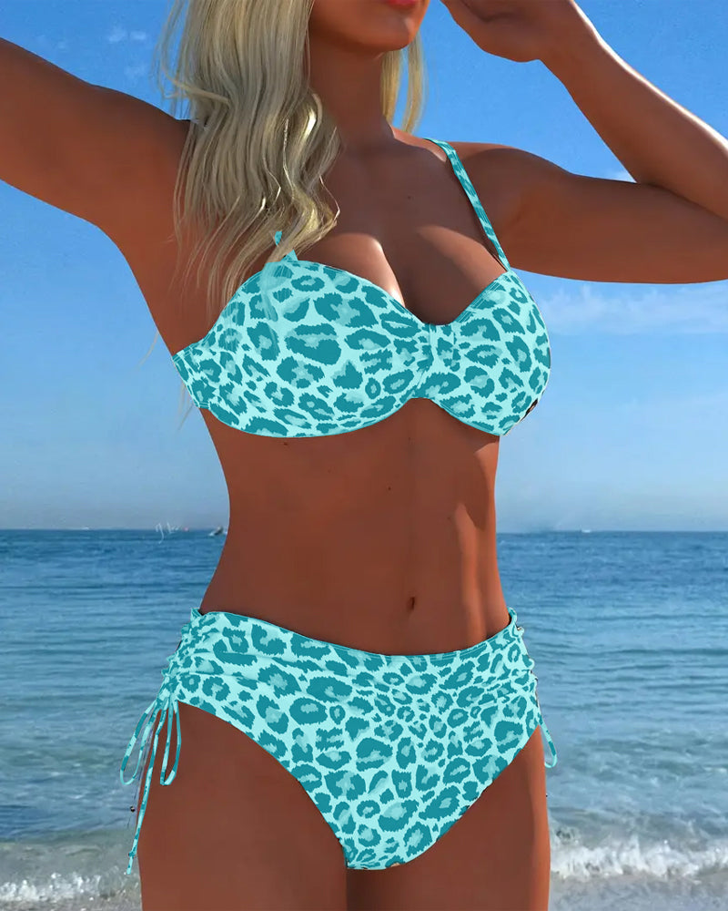 Bikini de dos piezas con cordones y estampado de leopardo