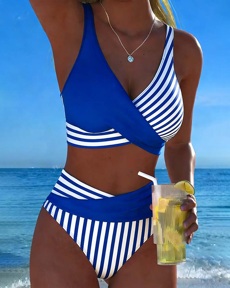 Bikini cruzado a rayas