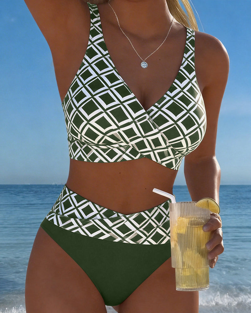 Bikini de dos piezas con top estilo sostén y motivo de diamantes