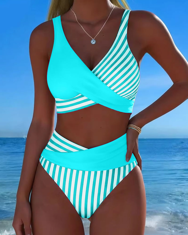 Bikini cruzado a rayas