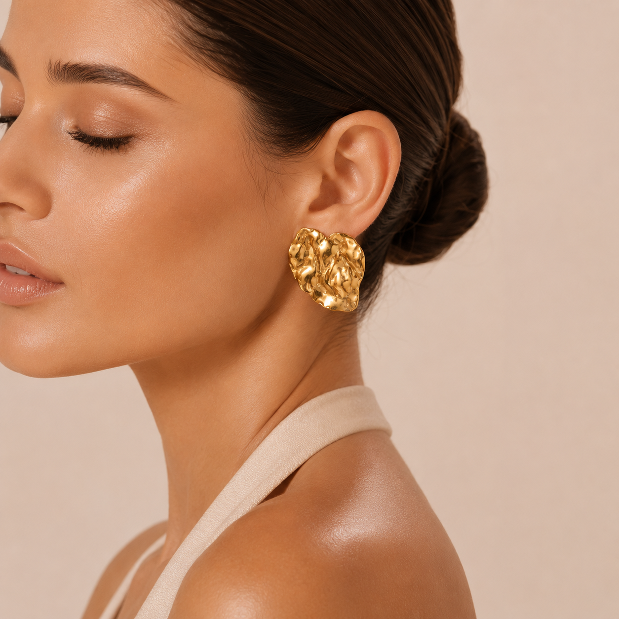 Pendientes Corazón Dorado Martillado
