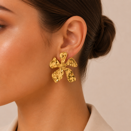 Pendientes Flor Dorada Martillada