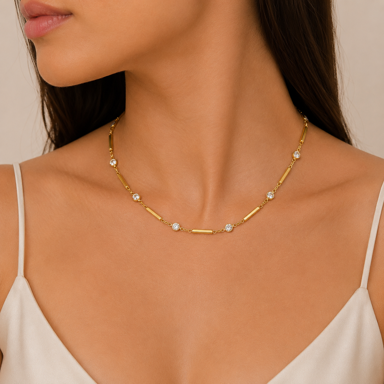 Collar Cadena de Eslabones con Circonitas Intercaladas
