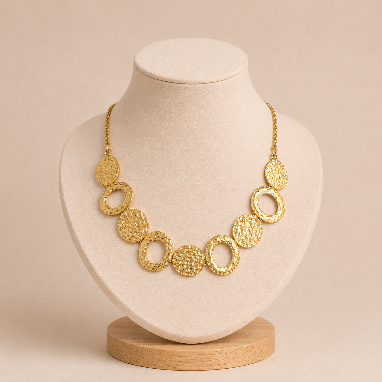 Collar Gargantilla de Aros Irregulares Martillados