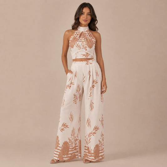 Valeria - Conjunto estampado tropical, crop top halter y pantalón palazzo