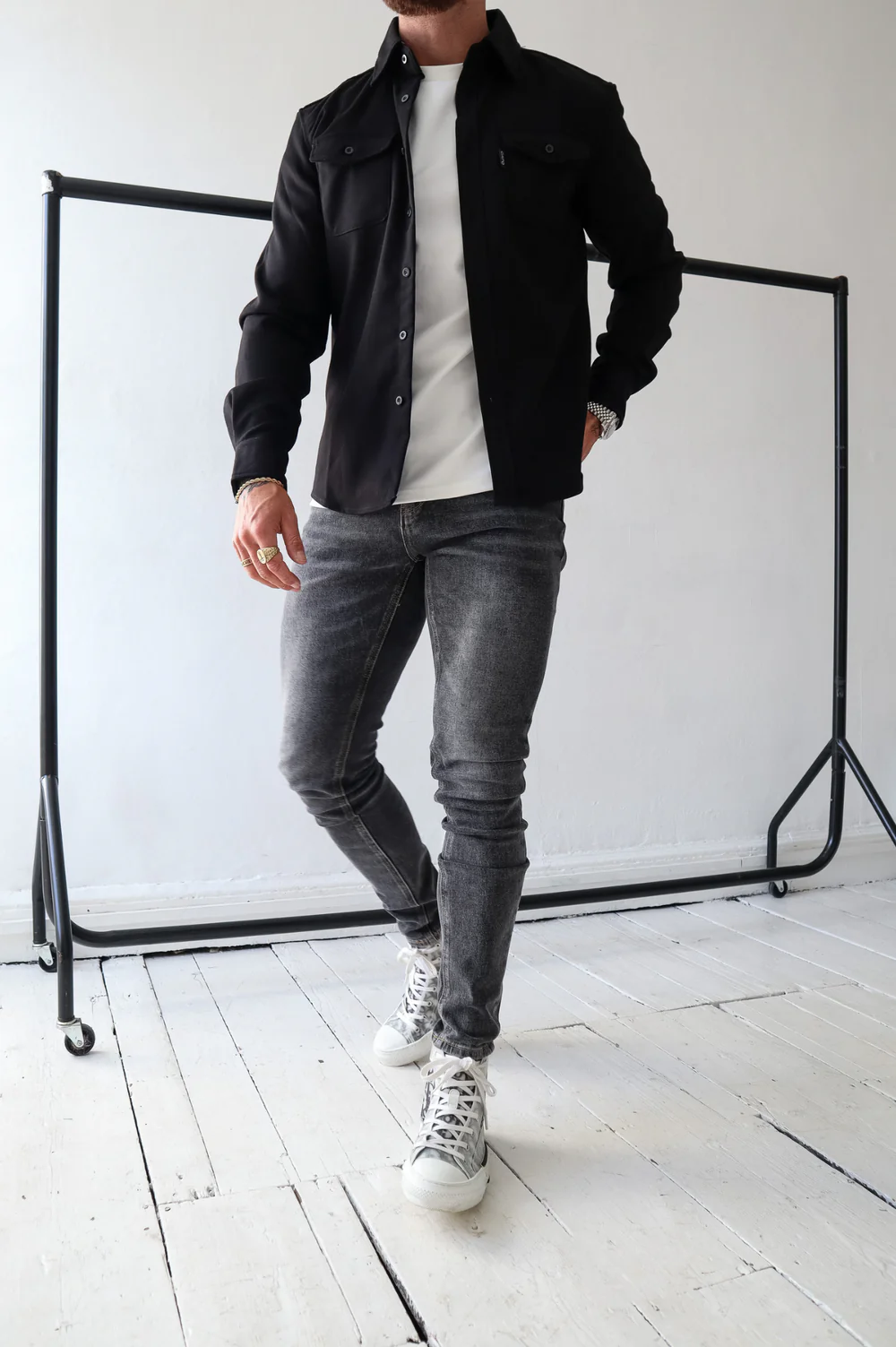 ADAM - Sobrecamisa de temporada: estilo moderno y versátil