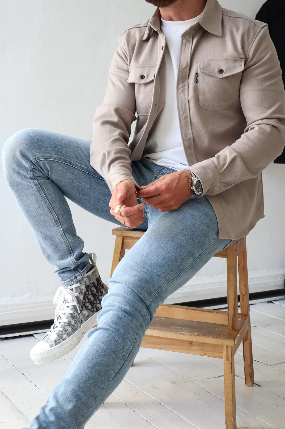 ADAM - Sobrecamisa de temporada: estilo moderno y versátil