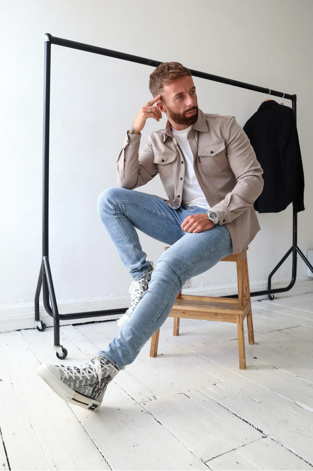 ADAM - Sobrecamisa de temporada: estilo moderno y versátil